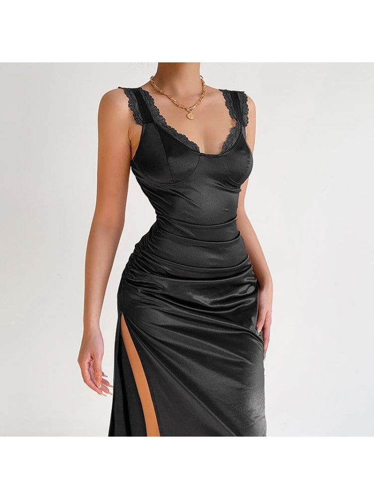 Mysterious Lady Classic MIDI Satin Dress