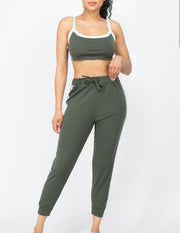 Active Life Crop Top & Jogger Pants Set