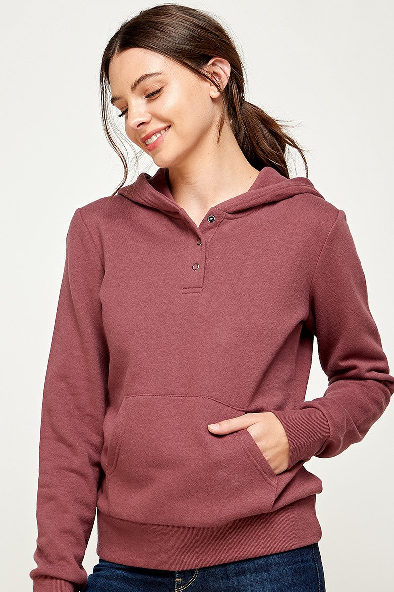 BASIC FLEECE PULLOVER WITH HENLEY SNAP BUTTON