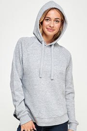 FLEECE PULLOVER HOODIE CURVED HEM WITH SLIT DETAIL