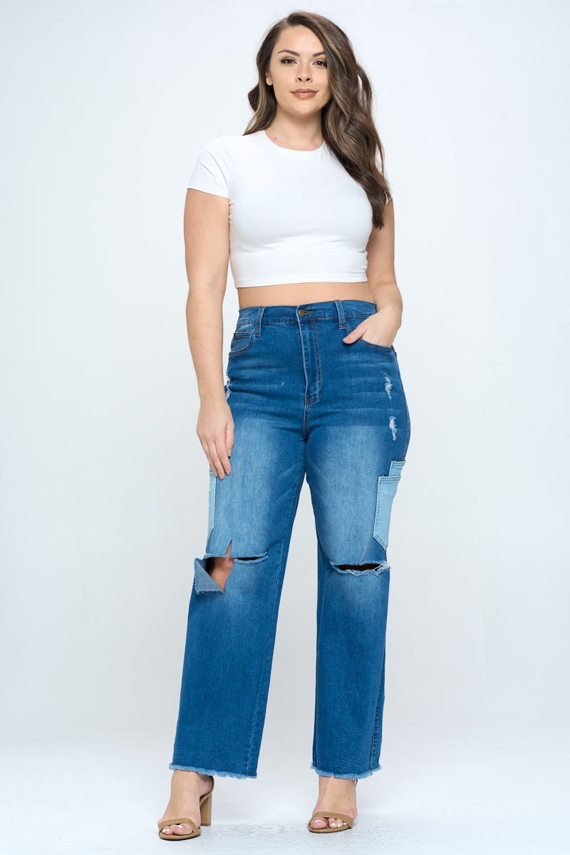 Side Pocket Straight Leg Knee Destruct Plus Jeans